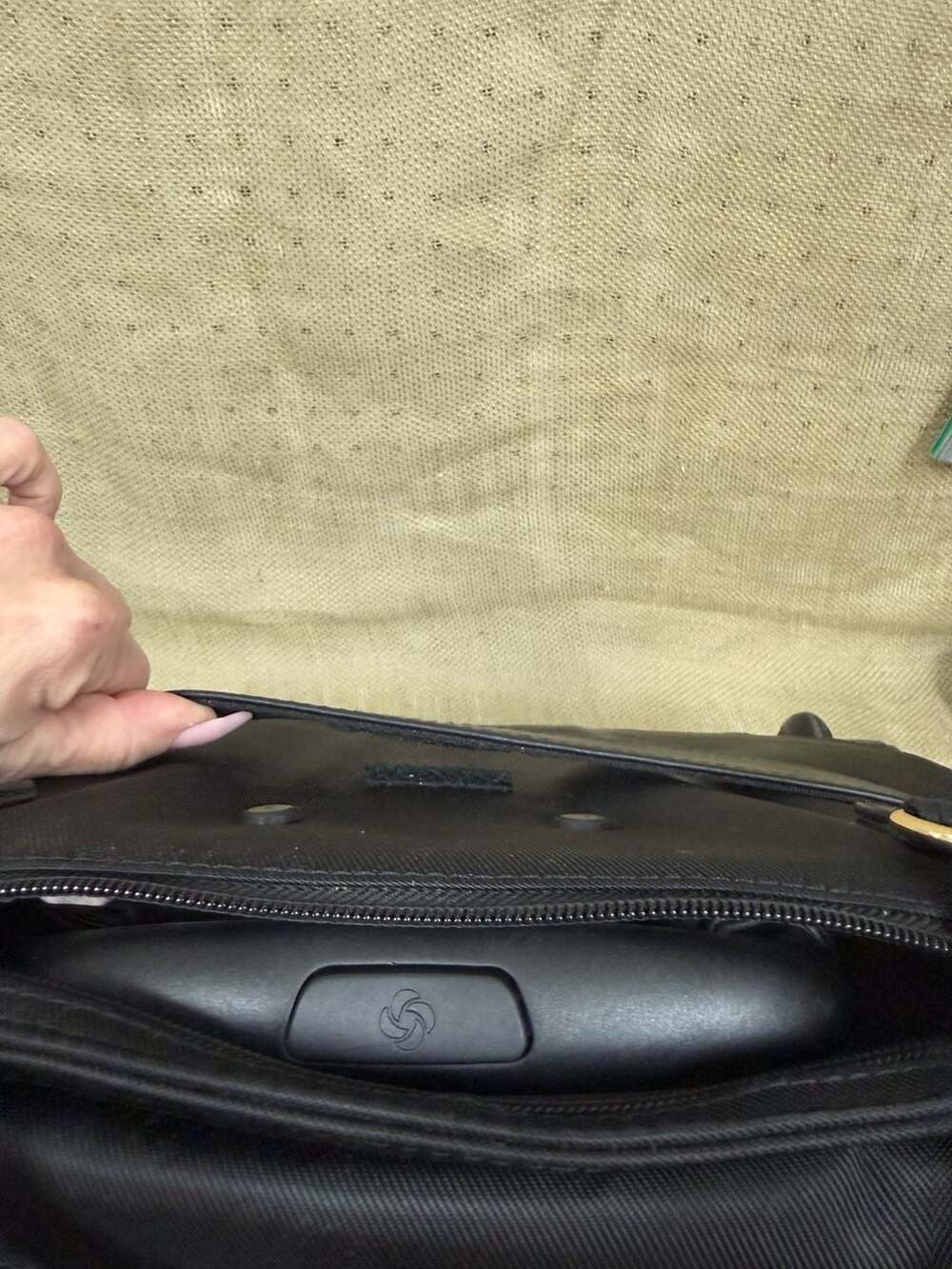 Samsonite - Picture 4 of 7